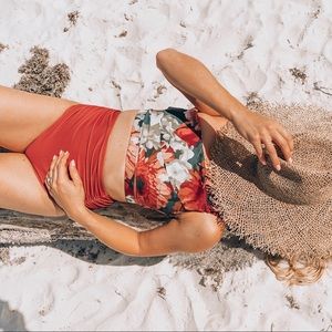 Albion Fit Iconic Wave Crop Messina